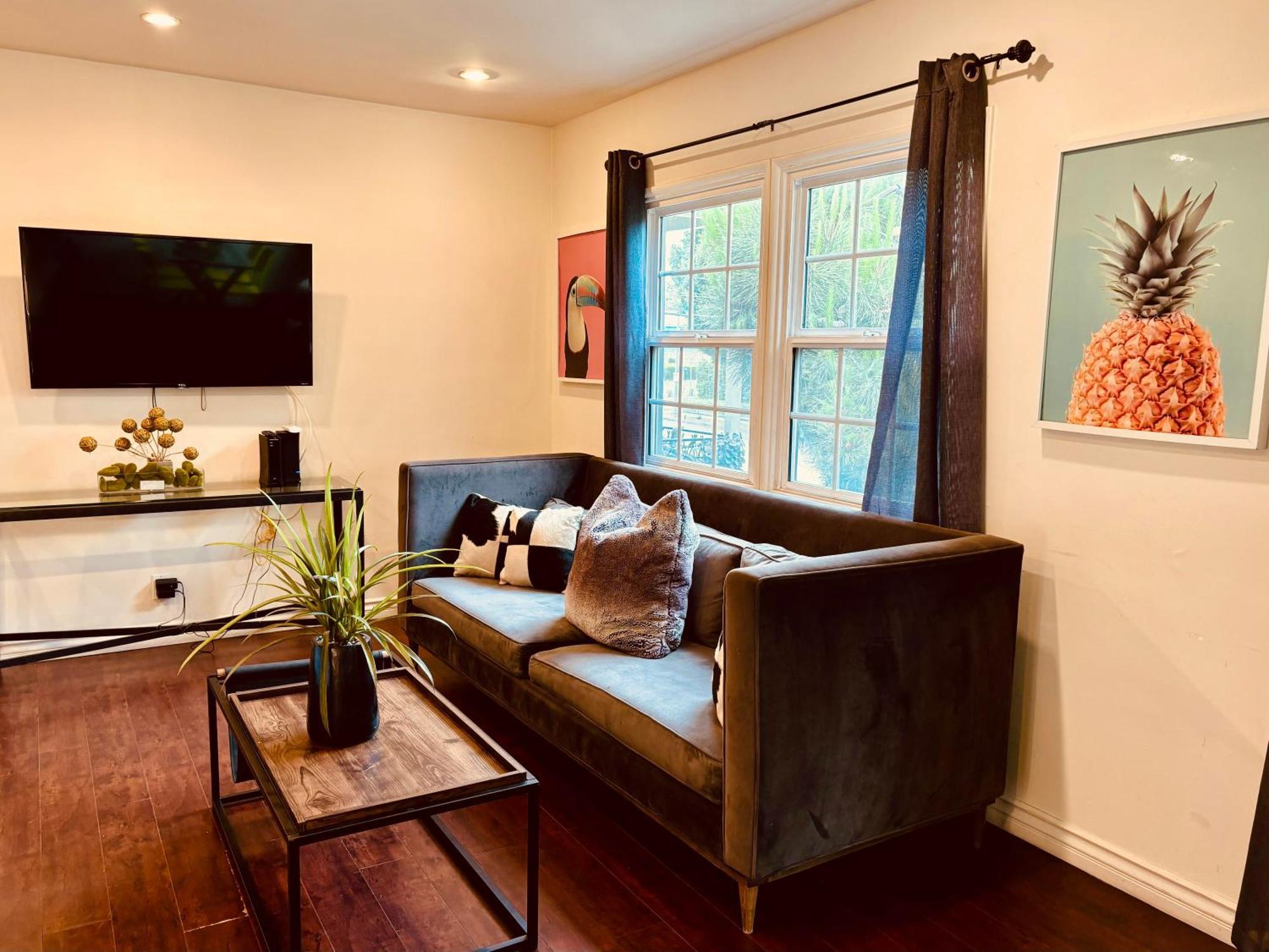 Gorgeous 2Bed In Century City Лос-Анджелес Экстерьер фото