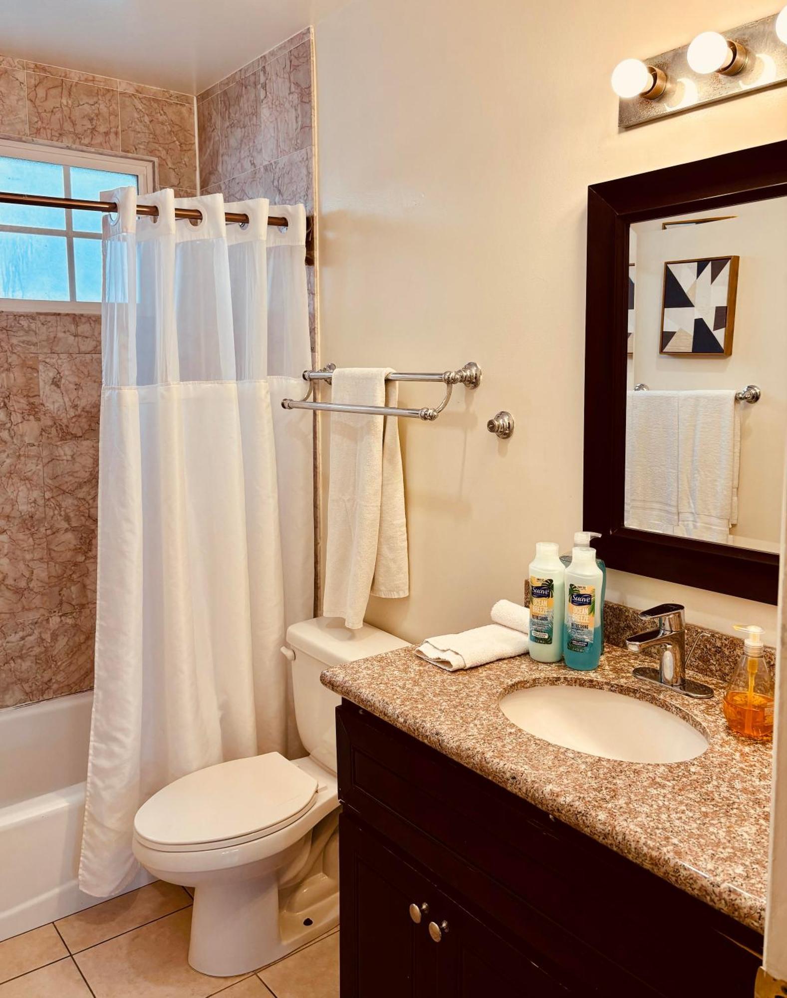 Gorgeous 2Bed In Century City Лос-Анджелес Экстерьер фото